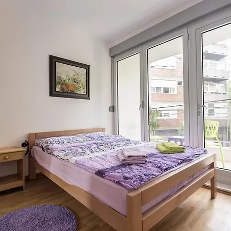 Sekula'S City Center Apartment Belgrad Dış mekan fotoğraf